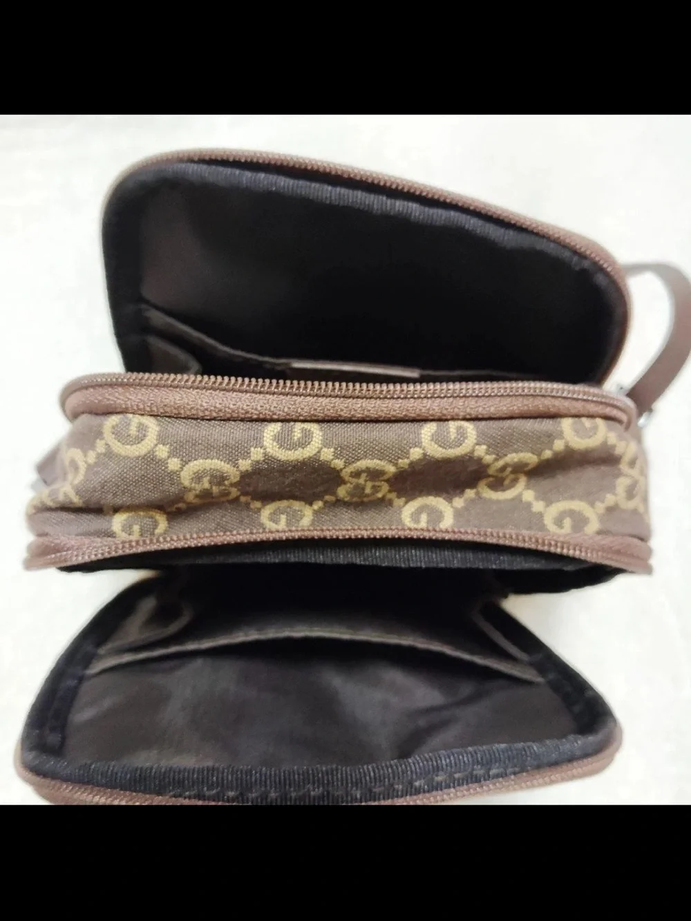 Gucci Brown GG Monogram Messenger Crossbody